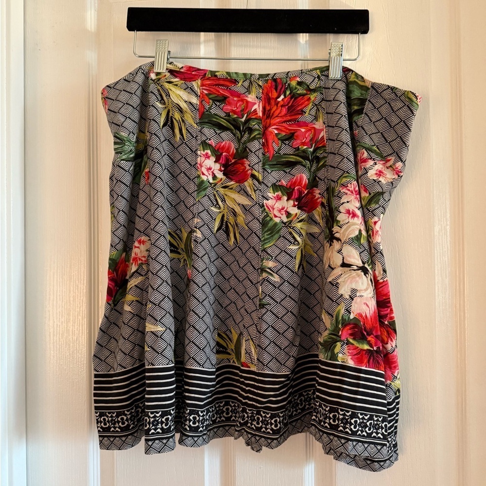 White House Black Market Floral Fit & Flare Skirt Size 14 Office Casual Worship